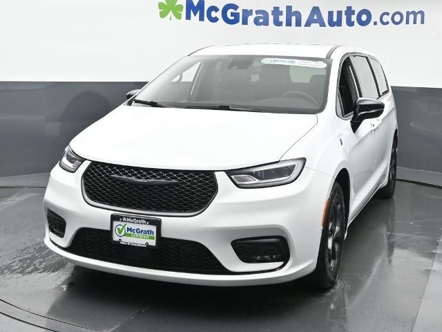 2024 Chrysler Pacifica Vehicle Photo in Cedar Rapids, IA 52402