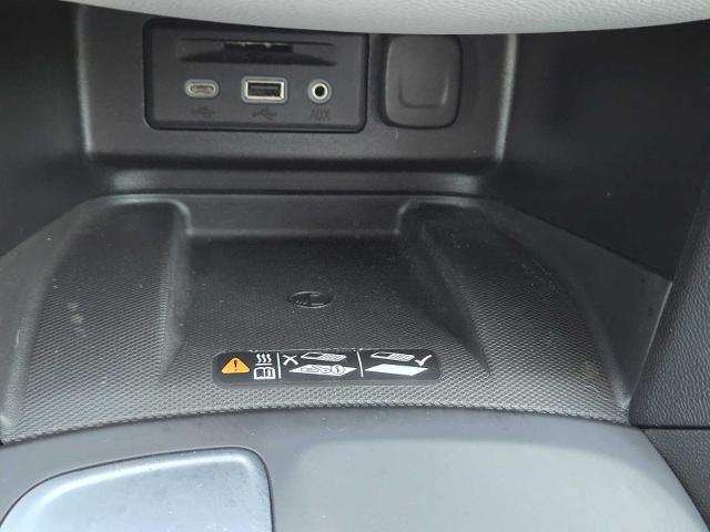 2020 Chevrolet Equinox Vehicle Photo in DENTON, TX 76210-9321