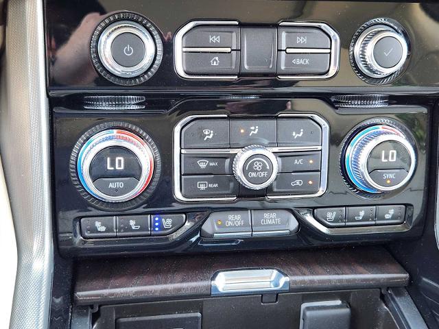 2023 GMC Yukon Vehicle Photo in DENTON, TX 76210-9321