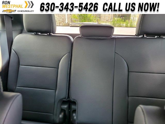 2025 Chevrolet Traverse Vehicle Photo in AURORA, IL 60503-9326