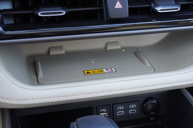 2025 Toyota Highlander Vehicle Photo in Riverdale, UT 84405