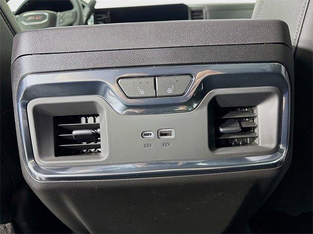 2025 GMC Sierra 3500 HD Vehicle Photo in PUYALLUP, WA 98371-4149