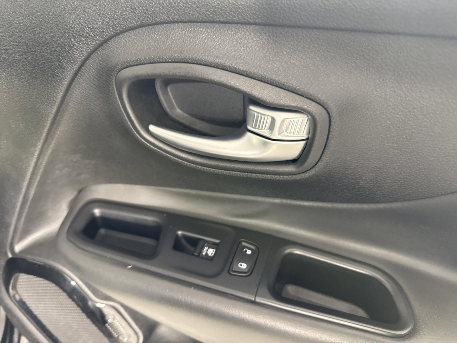 2018 Jeep Renegade Vehicle Photo in GEORGETOWN, TX 78626-7508