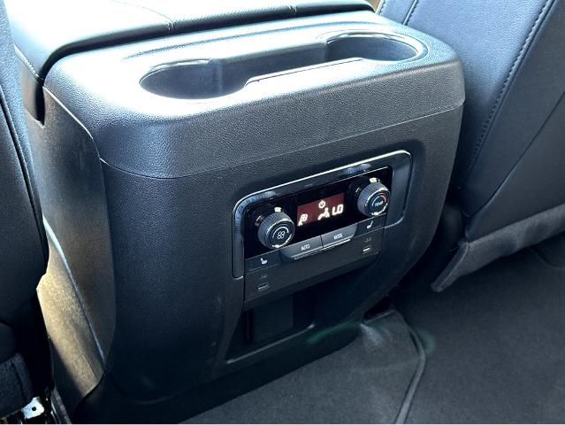 2025 Chevrolet Suburban Vehicle Photo in BEAUFORT, SC 29906-4218