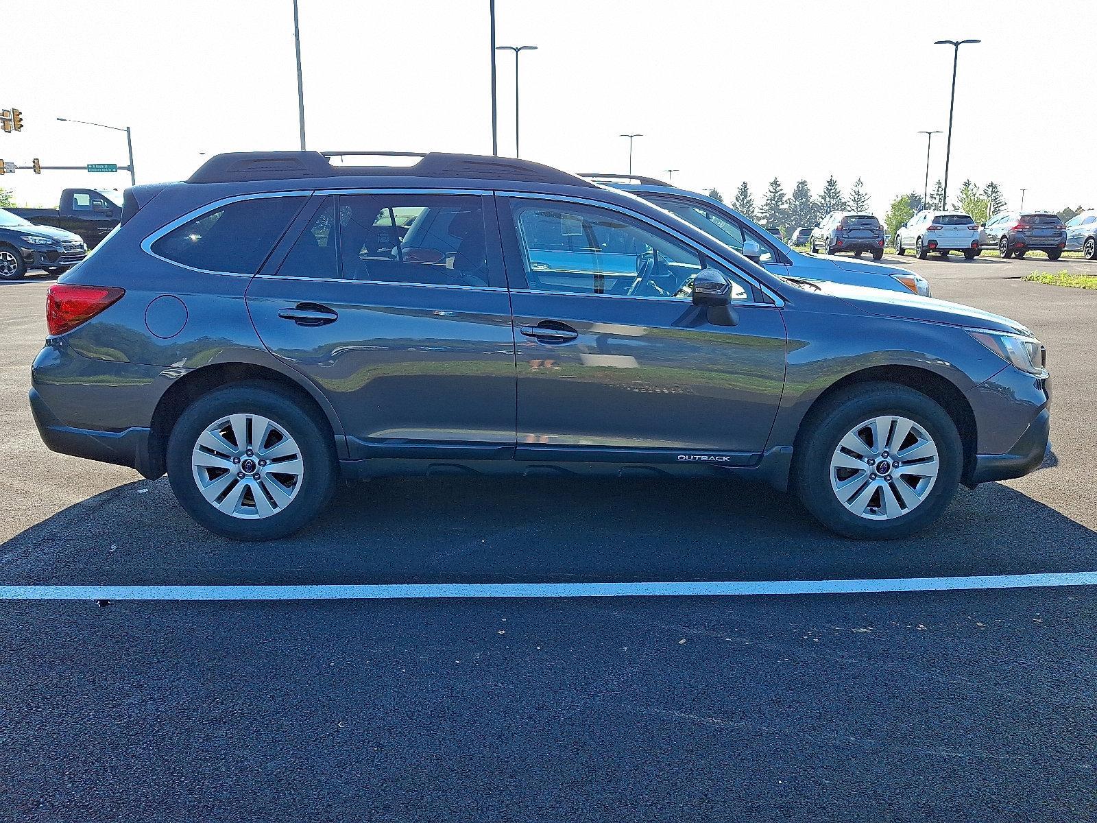2019 Subaru Outback Vehicle Photo in Easton, PA 18045