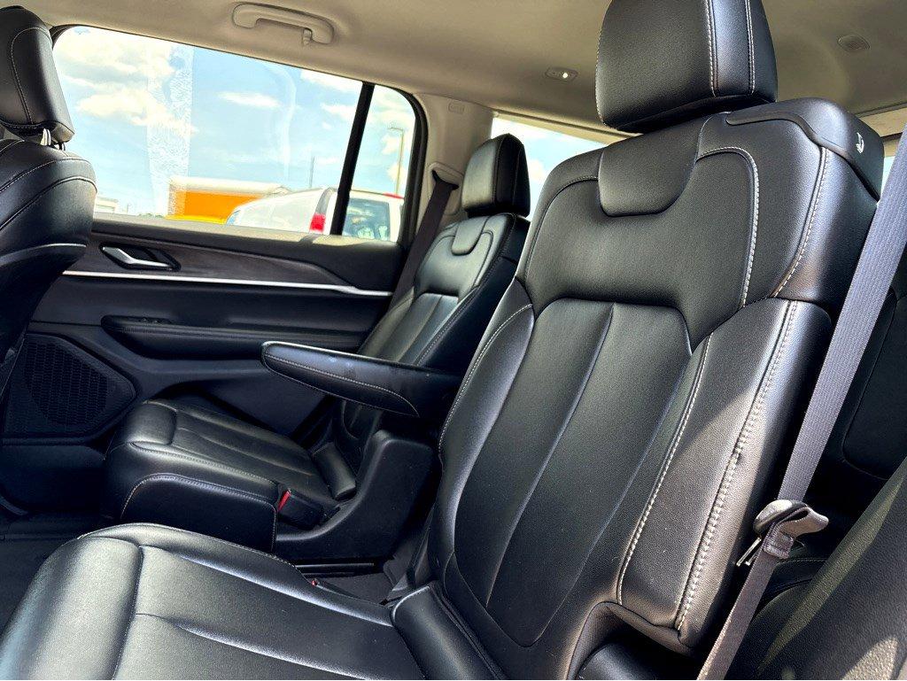 2023 Jeep Grand Cherokee L Vehicle Photo in SAVANNAH, GA 31406-4513