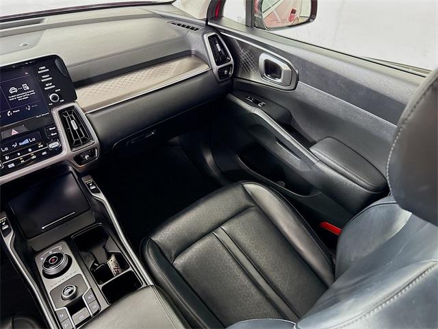 2021 Kia Sorento Hybrid Vehicle Photo in Everett, WA 98204