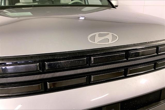 2024 Hyundai SANTA FE Vehicle Photo in Lees Summit, MO 64086