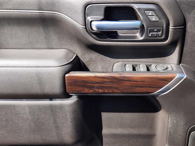2022 GMC Sierra 2500 HD Vehicle Photo in DENTON, TX 76210-9321