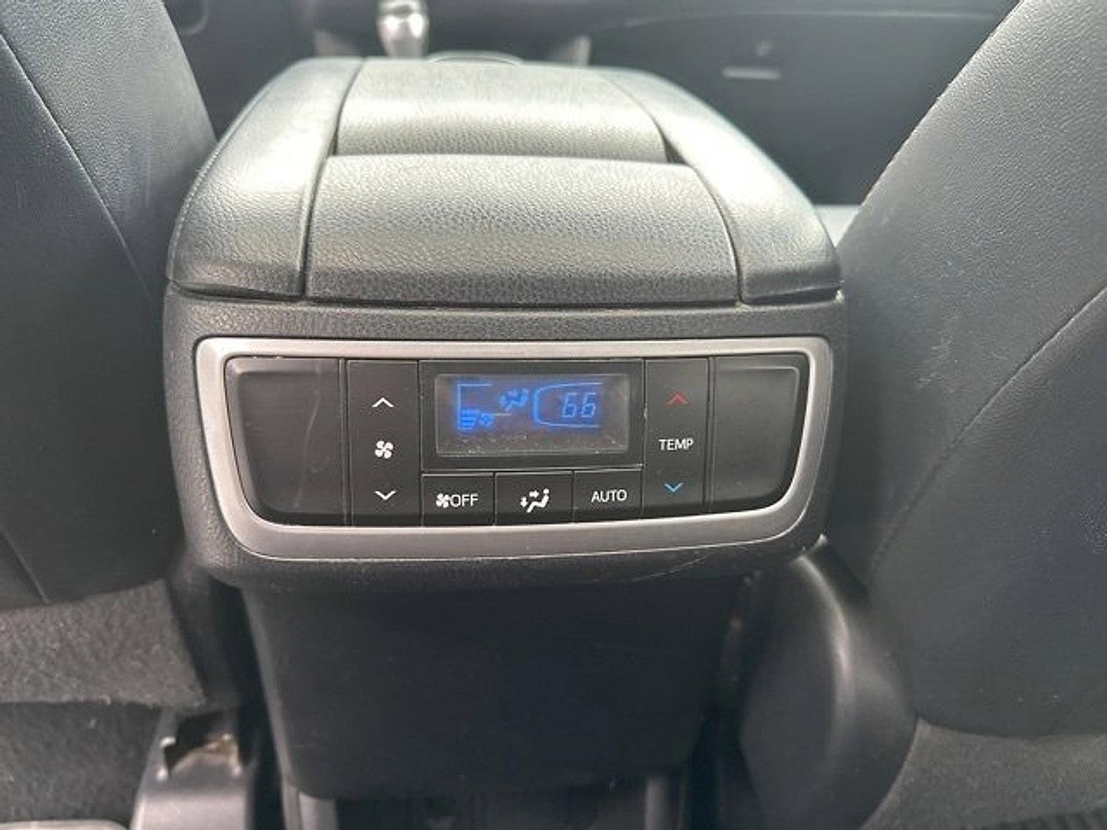 2018 Toyota Highlander Vehicle Photo in Harrisburg, PA 17111