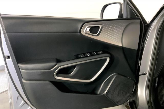 2023 Kia Soul Vehicle Photo in Lees Summit, MO 64086
