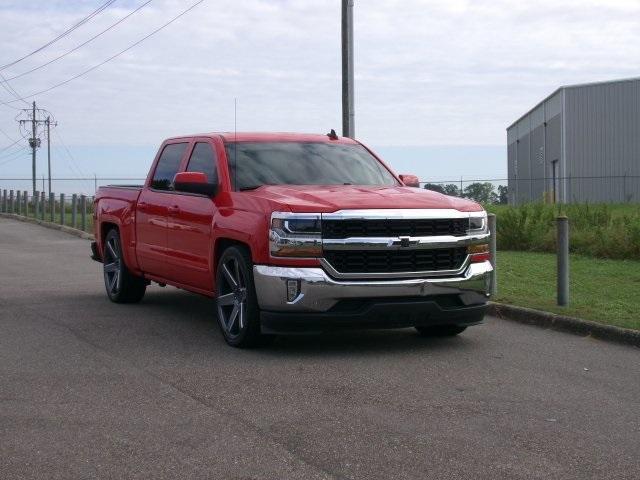 Used 2017 Chevrolet Silverado 1500 LT with VIN 3GCPCREC3HG118306 for sale in Ozark, AL