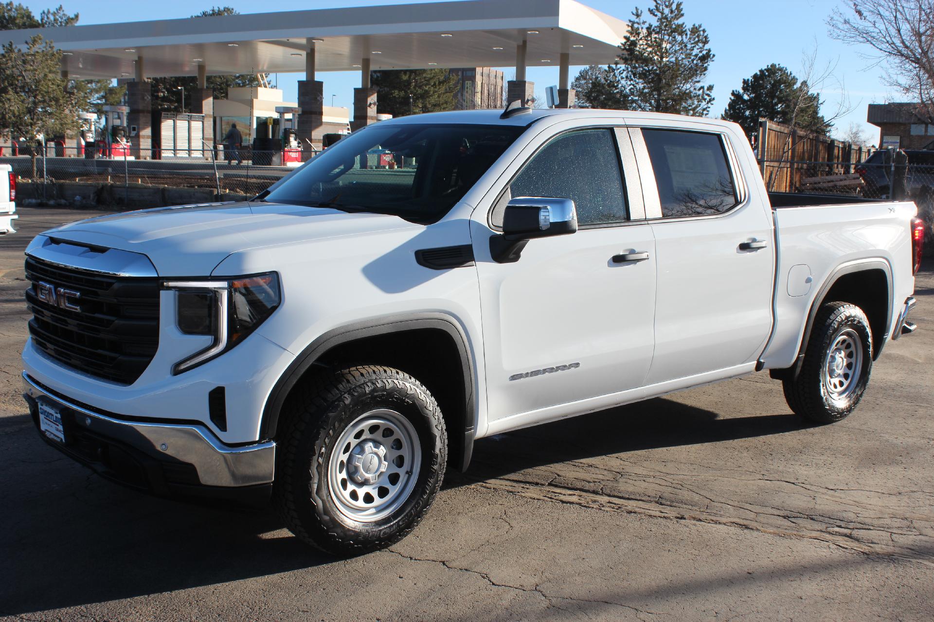 2025 GMC Sierra 1500 Vehicle Photo in AURORA, CO 80012-4011