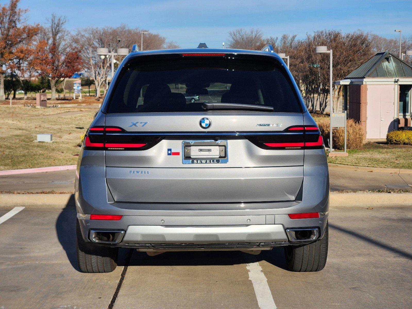 2024 BMW X7 xDrive40i Vehicle Photo in PLANO, TX 75024