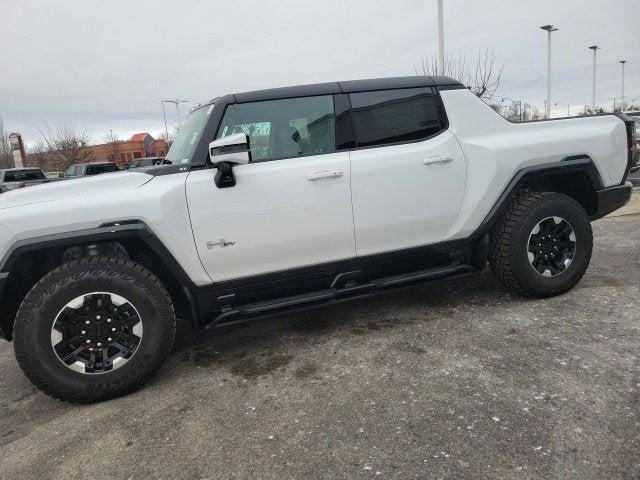 2025 GMC HUMMER EV Pickup Vehicle Photo in Fishers, IN 46038