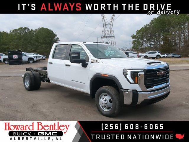 2025 GMC Sierra 3500 HD Chassis Cab Vehicle Photo in ALBERTVILLE, AL 35950-0246