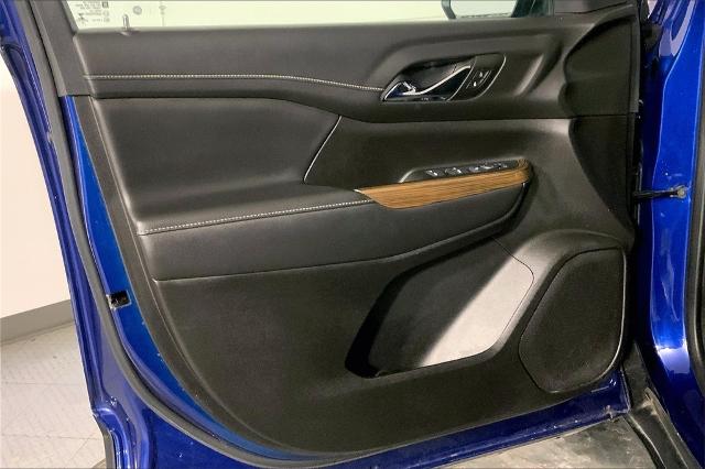 2023 GMC Acadia Vehicle Photo in Kansas City, MO 64114