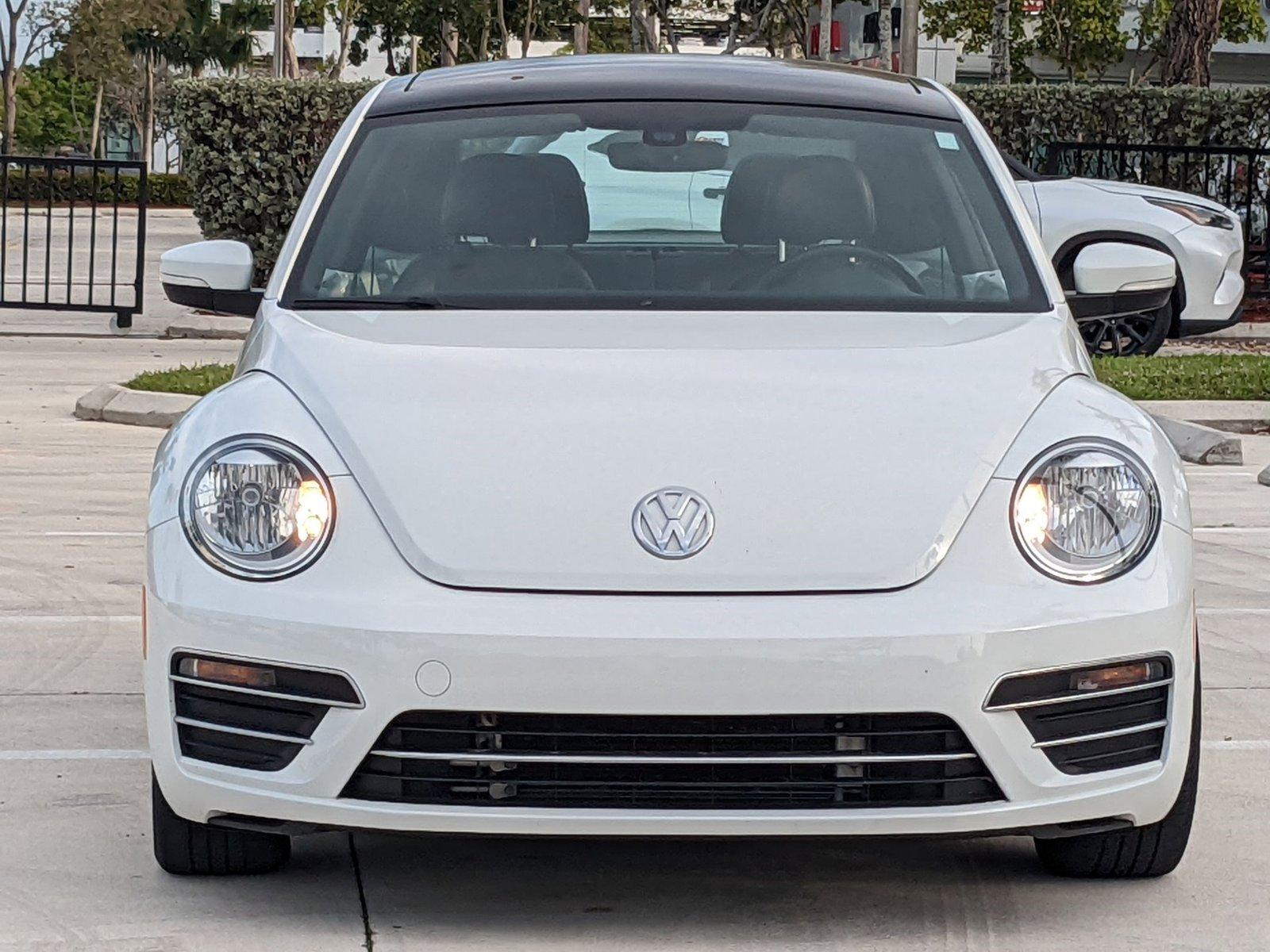 2019 Volkswagen Beetle Vehicle Photo in Davie, FL 33331