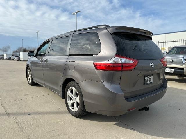 2015 Toyota Sienna Vehicle Photo in San Antonio, TX 78230