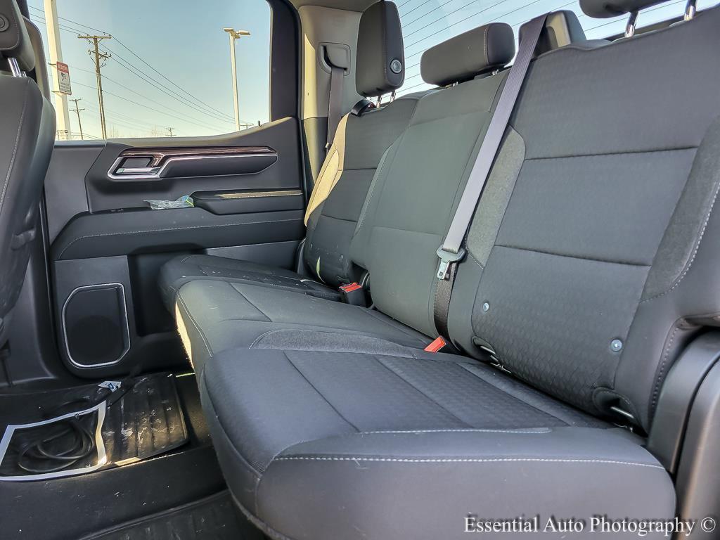 2023 Chevrolet Silverado 1500 Vehicle Photo in AURORA, IL 60503-9326