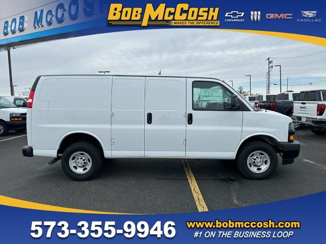 2024 Chevrolet Express Cargo 2500 Vehicle Photo in COLUMBIA, MO 65203-3903