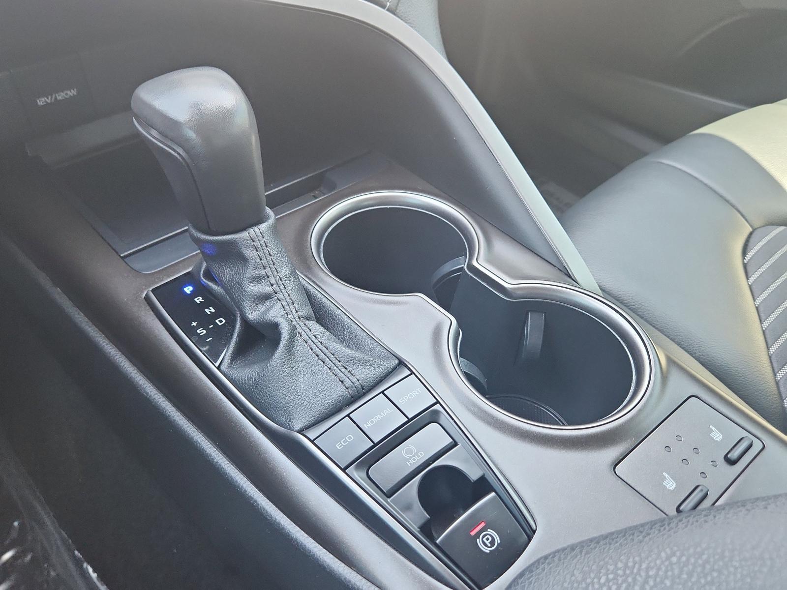 2024 Toyota Camry Vehicle Photo in Albuquerque, NM 87110