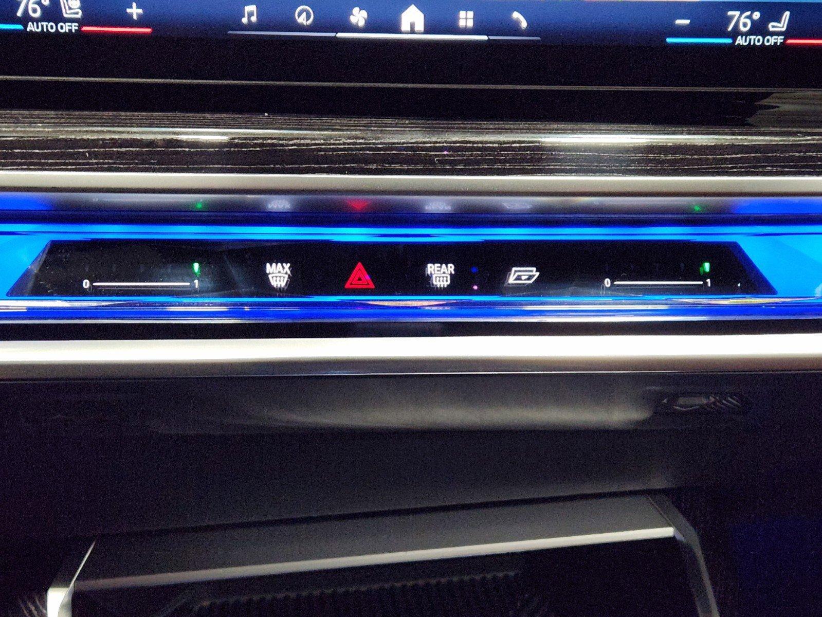 2025 BMW i7 Vehicle Photo in GRAPEVINE, TX 76051