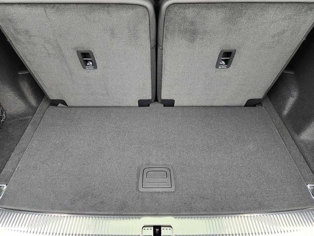 2025 Audi Q7 Vehicle Photo in MCKINNEY, TX 75070