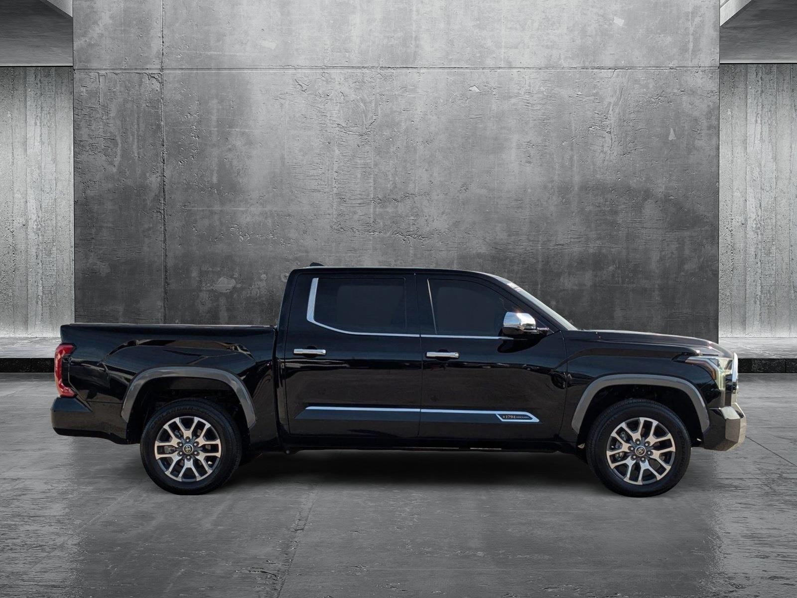 2024 Toyota Tundra 4WD Vehicle Photo in St. Petersburg, FL 33713