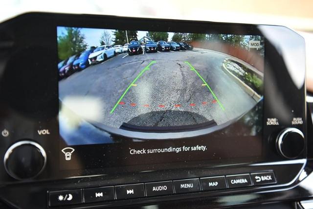 2025 Nissan Pathfinder Vehicle Photo in Ballwin, MO 63011