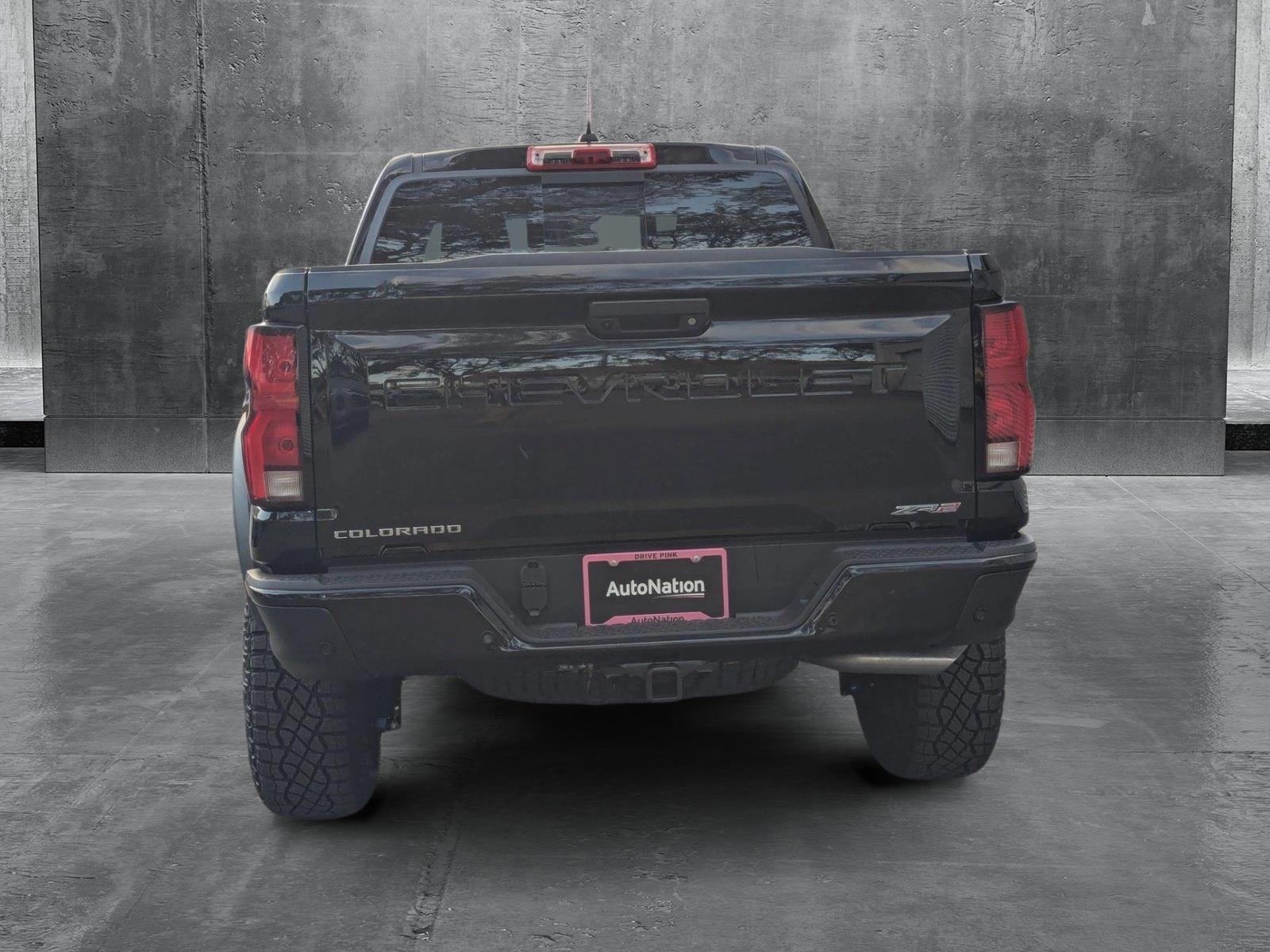 2025 Chevrolet Colorado Vehicle Photo in GREENACRES, FL 33463-3207