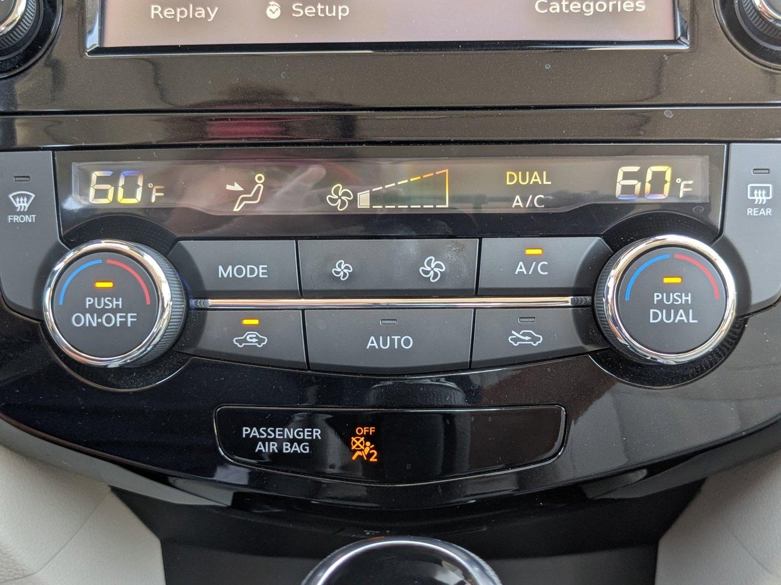 2018 Nissan Rogue Sport Vehicle Photo in St. Petersburg, FL 33713