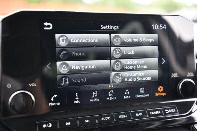 2023 Nissan Pathfinder Vehicle Photo in Ballwin, MO 63011