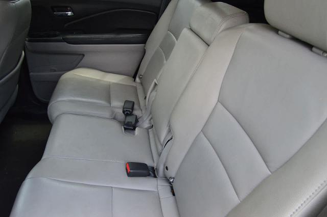 2016 Honda Pilot Vehicle Photo in Houston, TX 77090