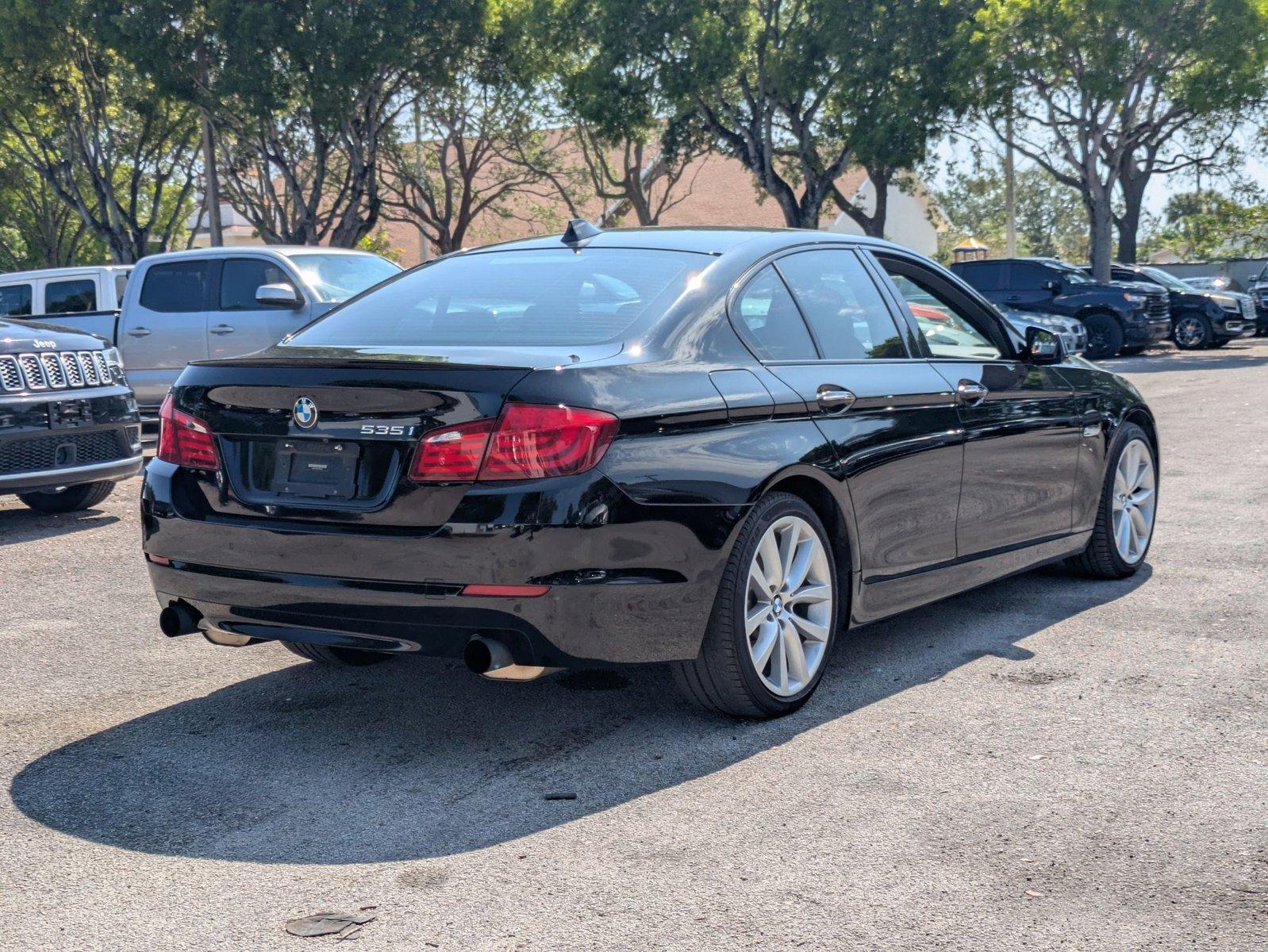 2012 BMW 5 Series Vehicle Photo in GREENACRES, FL 33463-3207