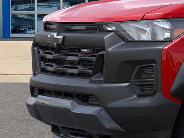2025 Chevrolet Colorado Vehicle Photo in ENGLEWOOD, CO 80113-6708