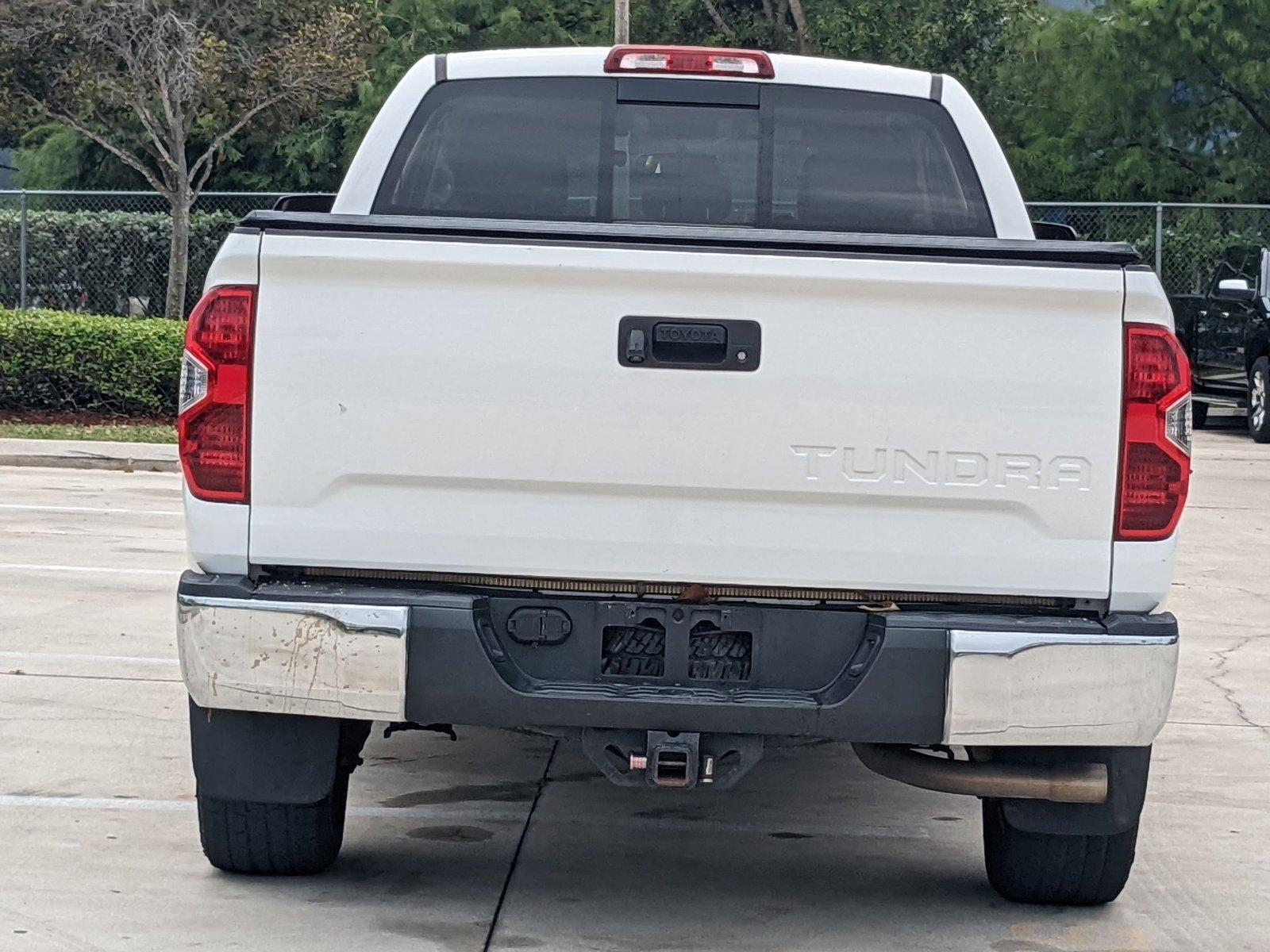 2014 Toyota Tundra 2WD Truck Vehicle Photo in Davie, FL 33331