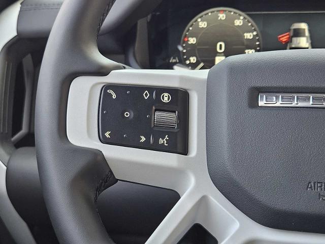 2025 Defender Vehicle Photo in AUSTIN, TX 78717