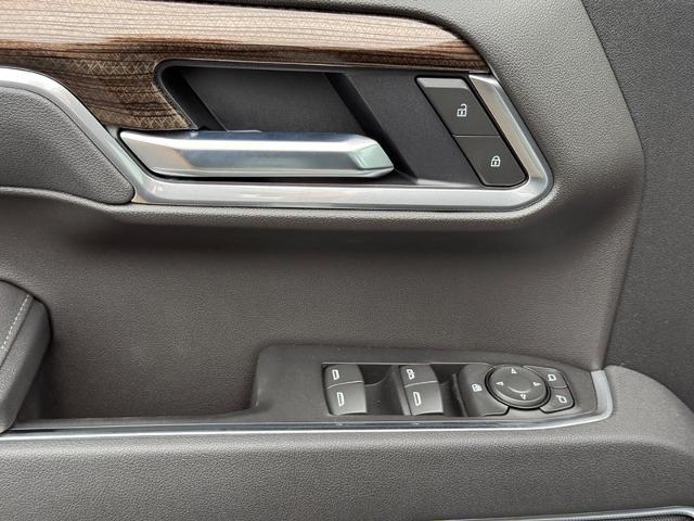 2025 Chevrolet Silverado 1500 Vehicle Photo in COLUMBIA, MO 65203-3903