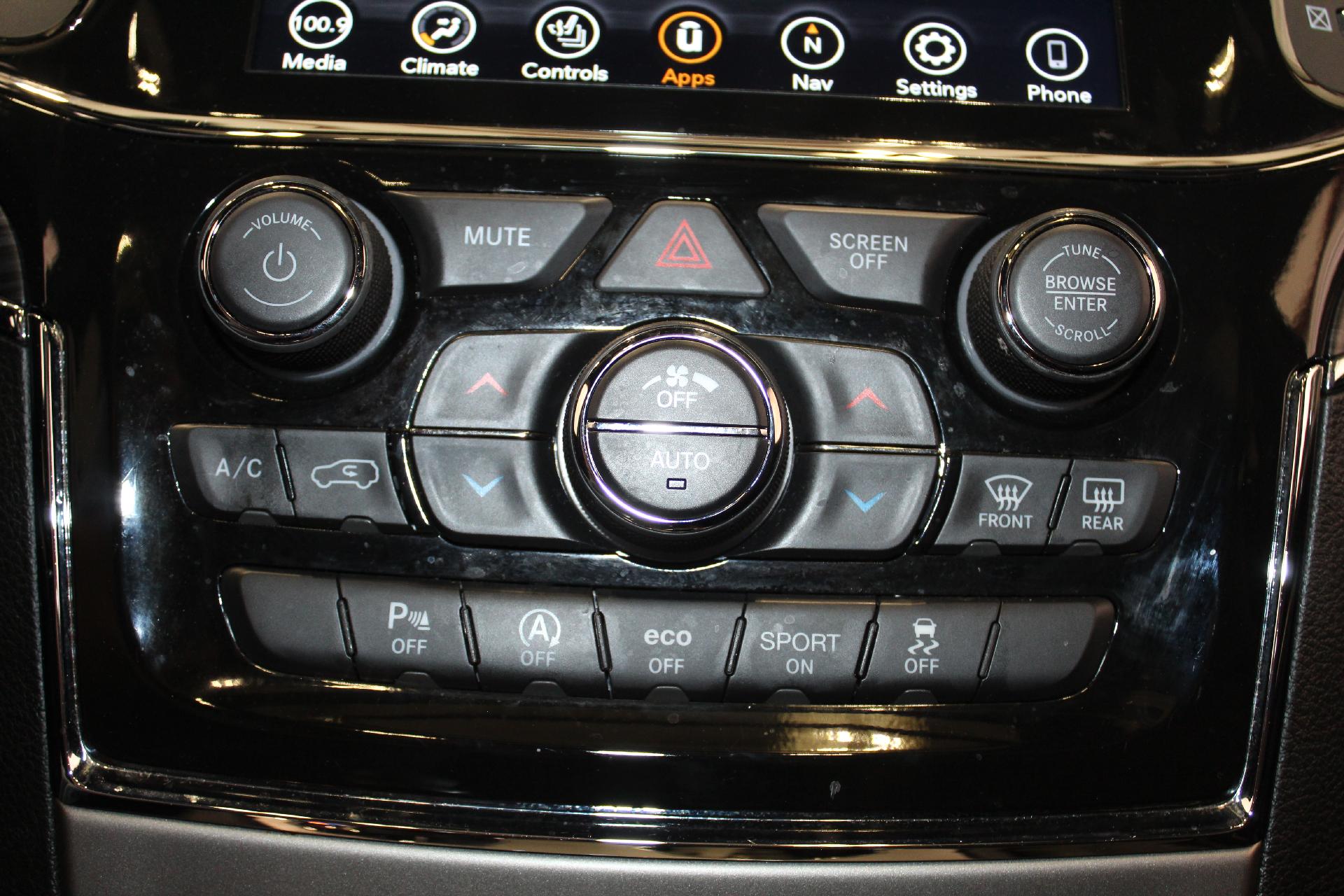 2022 Jeep Grand Cherokee WK Vehicle Photo in NORTHAMPTON, MA 01060-1120
