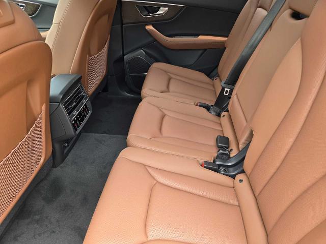 2025 Audi Q7 Vehicle Photo in SUGAR LAND, TX 77478
