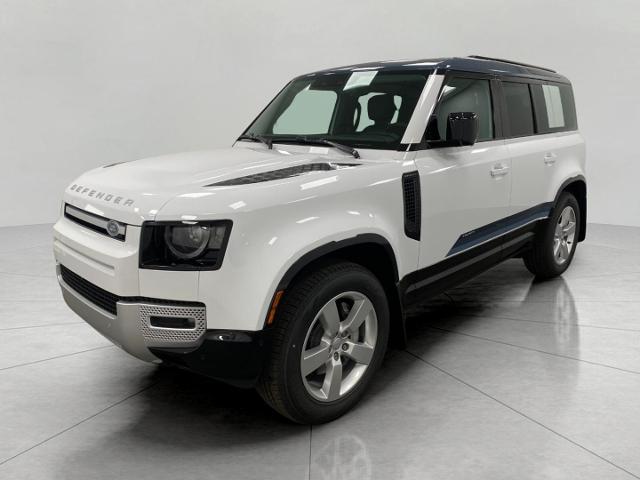 2025 Defender Vehicle Photo in Appleton, WI 54913
