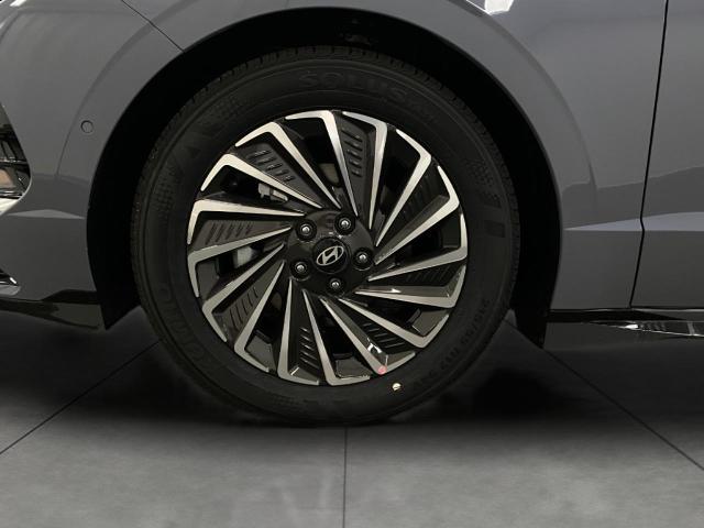 2025 Hyundai SONATA Hybrid Vehicle Photo in Appleton, WI 54913