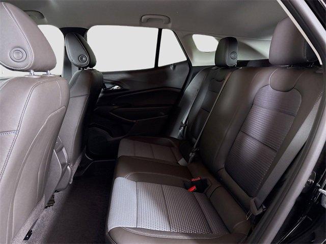 2025 Chevrolet Trax Vehicle Photo in PUYALLUP, WA 98371-4149