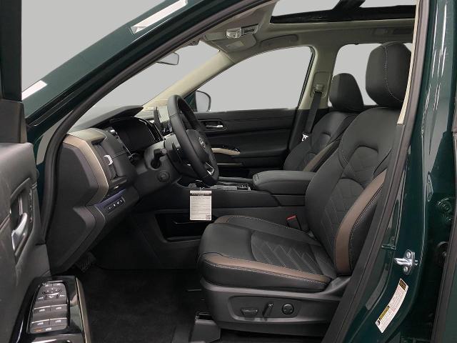 2025 Nissan Pathfinder Vehicle Photo in Appleton, WI 54913