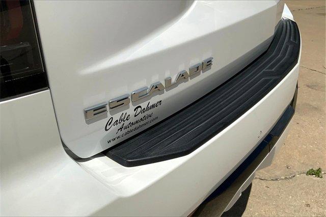 2023 Cadillac Escalade Vehicle Photo in KANSAS CITY, MO 64114-4545