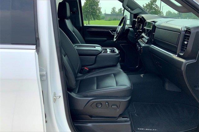 2024 Chevrolet Silverado 2500 HD Vehicle Photo in TOPEKA, KS 66609-0000