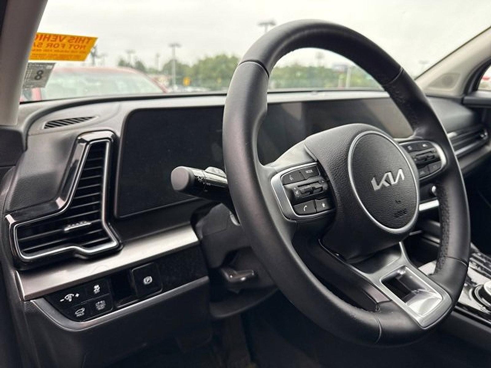 2024 Kia Sportage Hybrid Vehicle Photo in Trevose, PA 19053