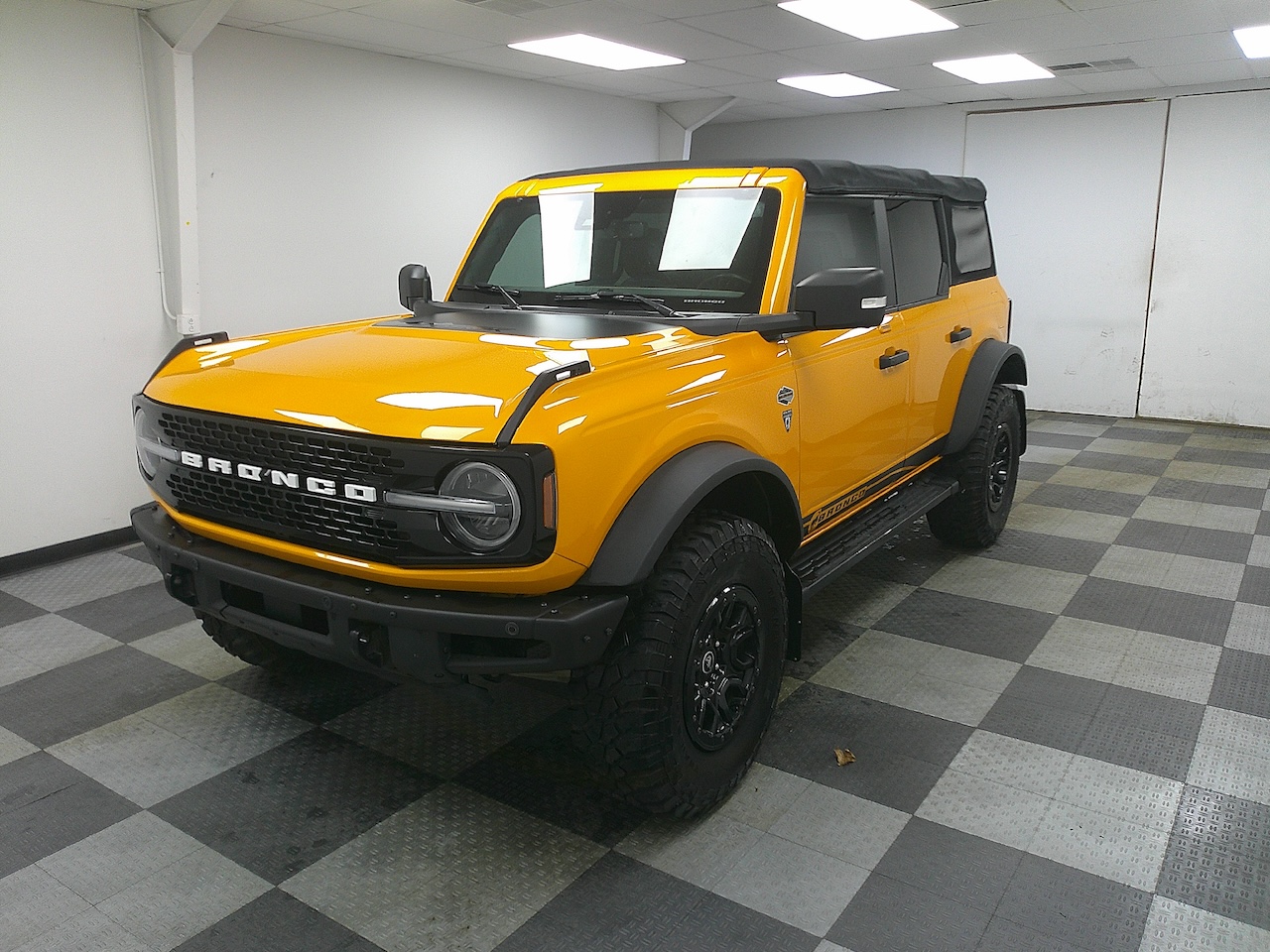 Full Hood & Fender + Mirror Kit | FORD BRONCO 4 DOOR WILDTRAK 2022 Full Hood & Fender + Mirror Kit | FORD BRONCO 4 DOOR WILDTRAK 2022