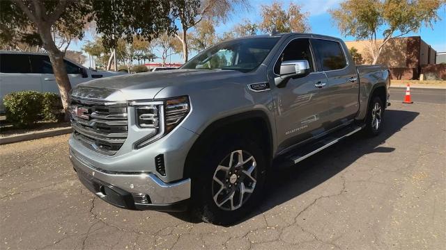 2025 GMC Sierra 1500 Vehicle Photo in GOODYEAR, AZ 85338-1310